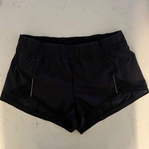 Lululemon shorts (black)